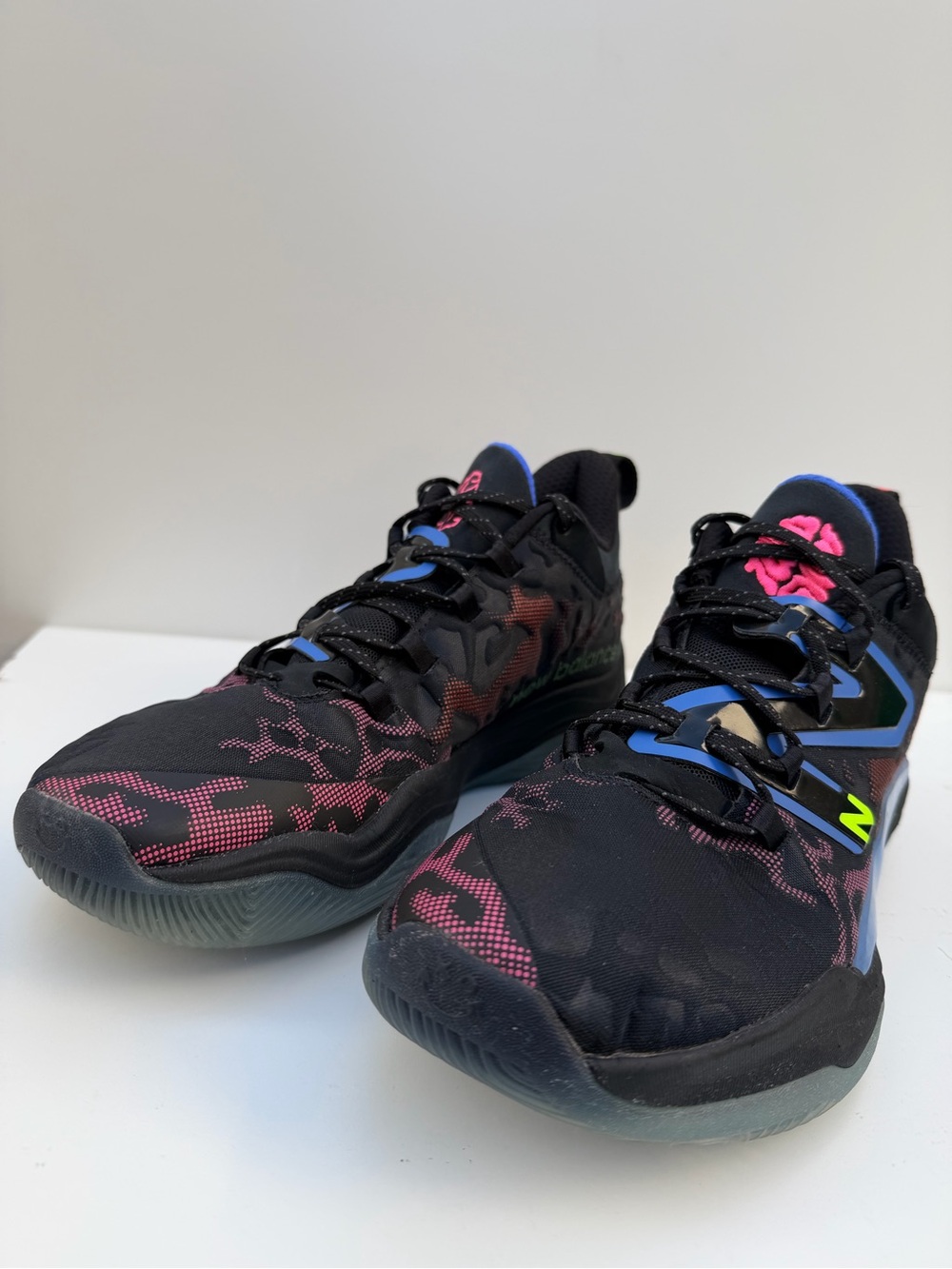 New Balance Men’s Basketball Sneakers with Pink and Blue Accents